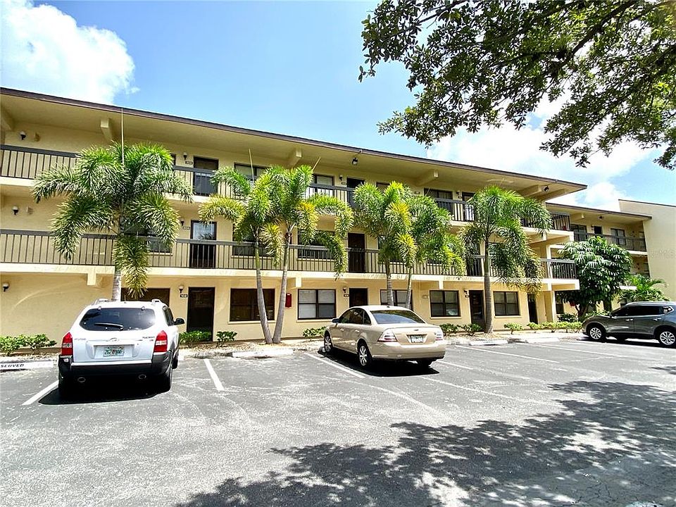 Desoto Square Villas Condominiums 425 30th Ave W Bradenton FL Zillow