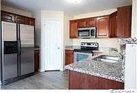 2 bed, 2.0 bath, 1385 sqft, $2,000 — Photo 4
