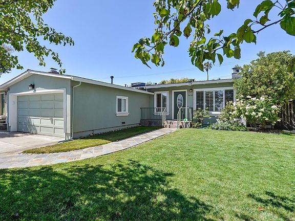 2nd image of 3618 Casanova Dr