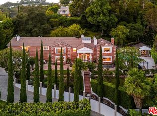 725 N Faring Rd, Los Angeles, CA 90077