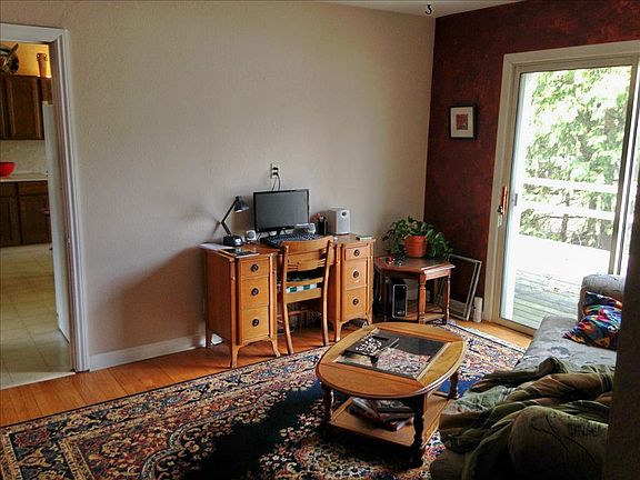 den/office/3rd bedroom