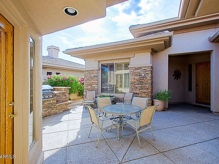 30946 N 74th Way — Photo 7