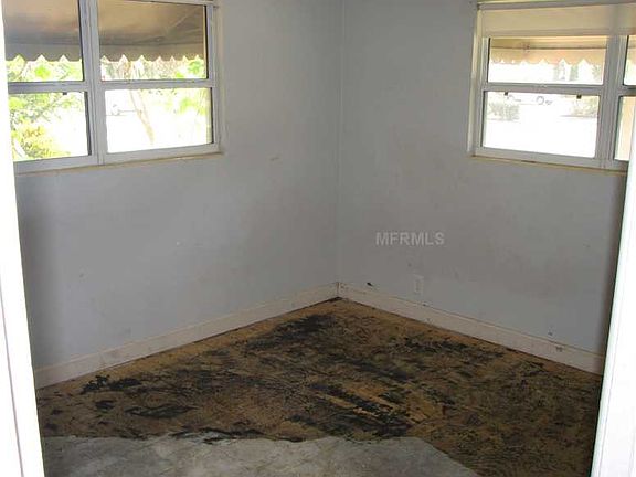 5th image of 2619 E Michigan St
