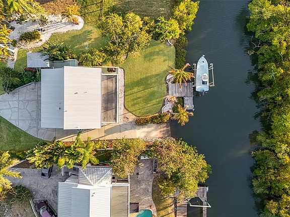 4th image of 115 Burns Rd