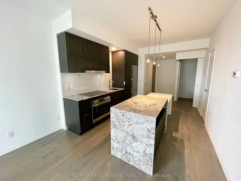 1 Bloor St E #1809 — Photo 8