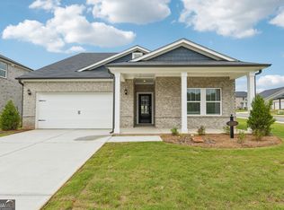 6908 Winchester Pl, Fairburn, GA 30213