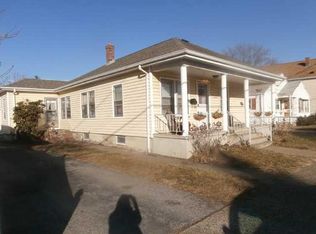 116 Saratoga Ave, Pawtucket, RI 02861