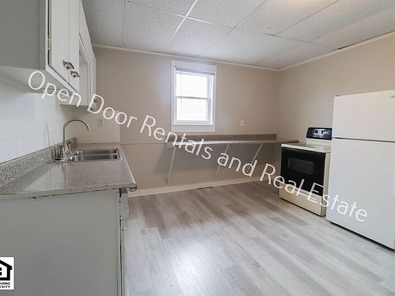 4th image of 17425 State Road 37 Unit 103