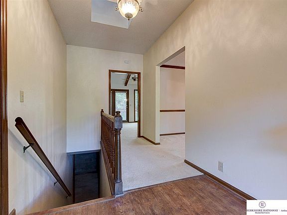 5th image of 15927 Nottingham Dr