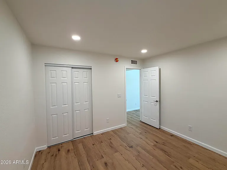 6038 S Alameda Rd #2 — Photo 9