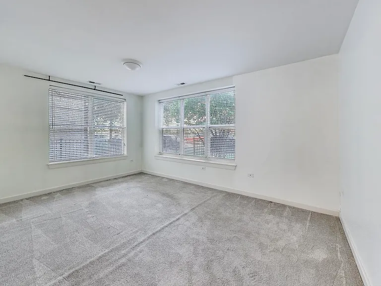 2235 W Maypole Ave #101 — Photo 7