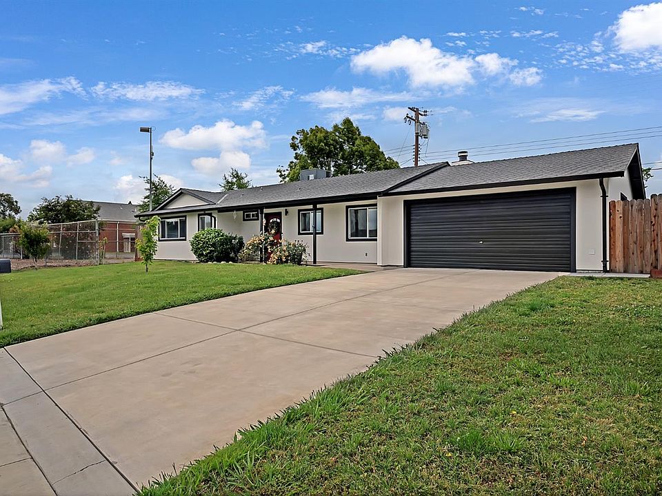1st image of 6710 Manassero Way