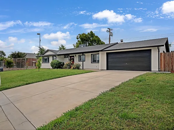 Manassero Way, Sacramento, CA 95820