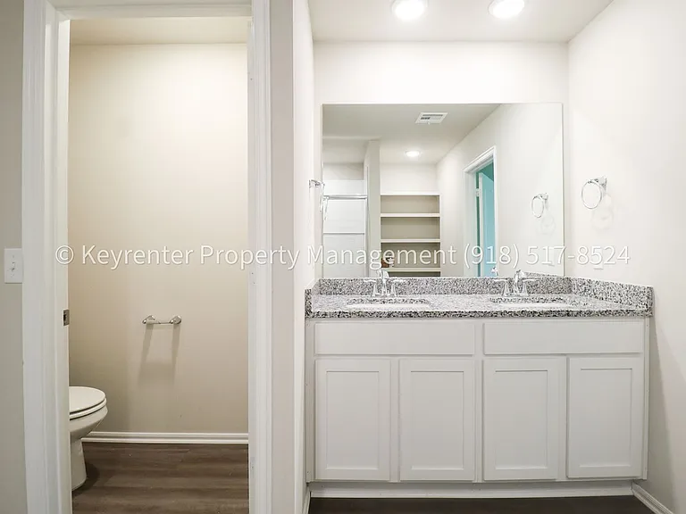 3313 N 23rd West Ave — Photo 35