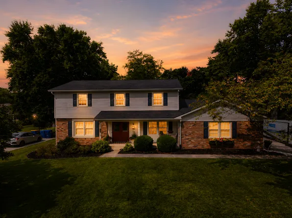 786 Dayton Dr, Carmel, IN 46033