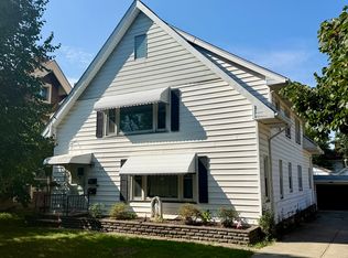 13532 Elbur Ln #UP, Lakewood, OH 44107