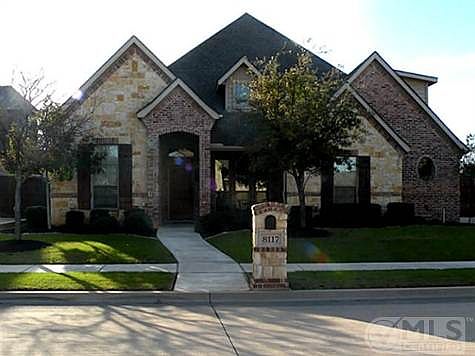 1st image of 8117 Canyon Oak Dr
