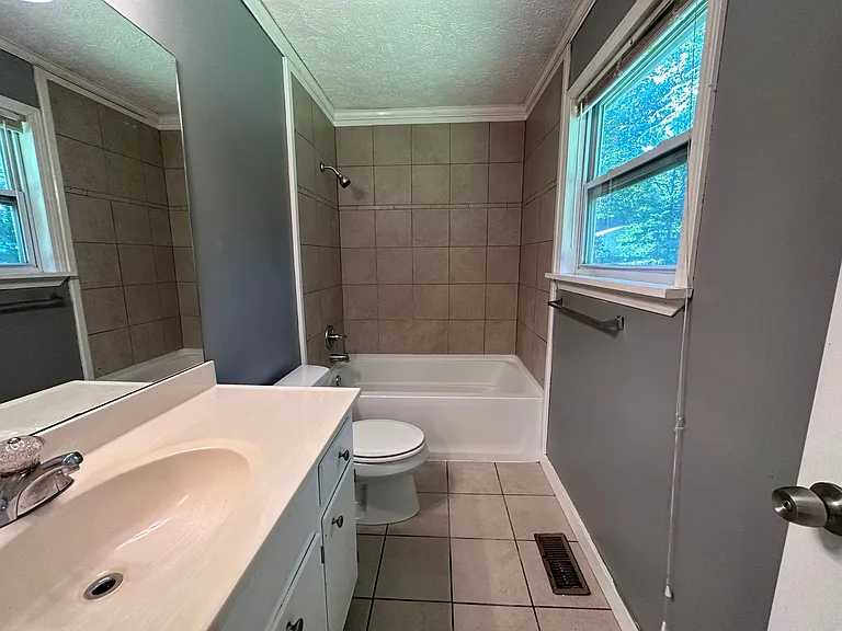 4595 Tranquil Ln — Photo 12