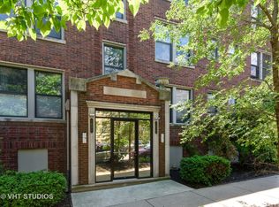 1633 W Columbia Ave, Chicago, IL 60626