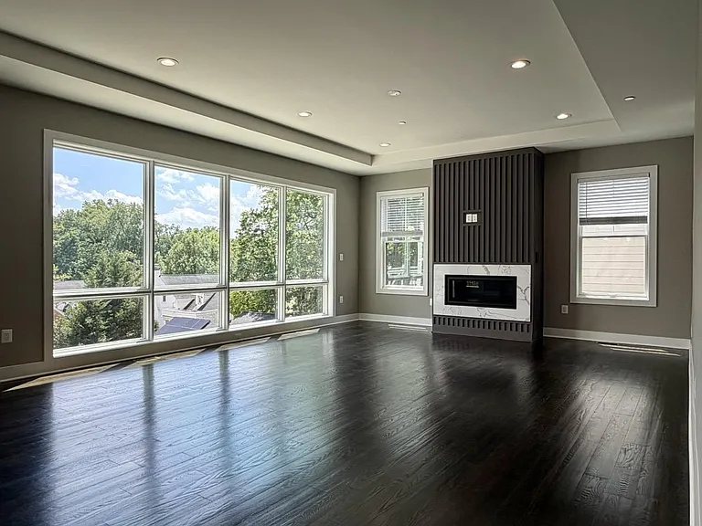 5514 McKinley St — Photo 13