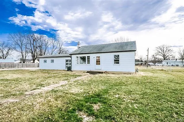 4 Roeper Dr photo 1
