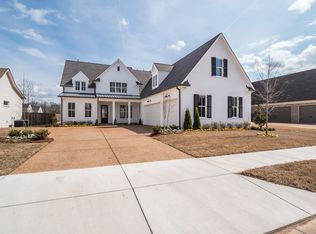 1374 Belfair Dr, Collierville, TN 38017