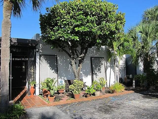 1st image of 16382 Briar Patch Pl