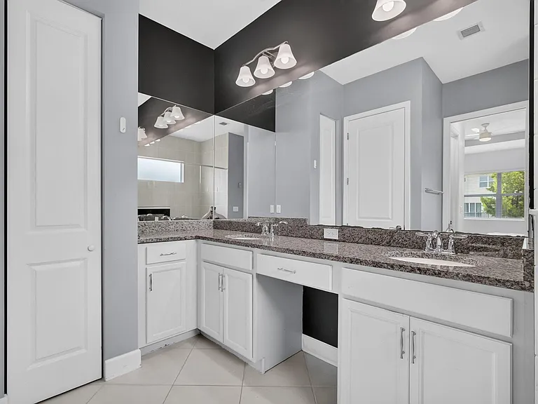 16293 Melogold Dr — Photo 47