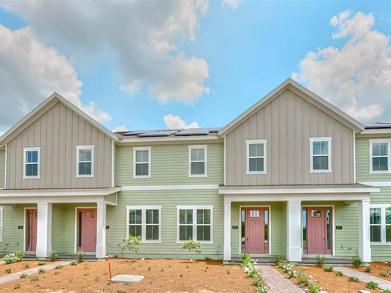 2941 Voyager Ave — Photo 1