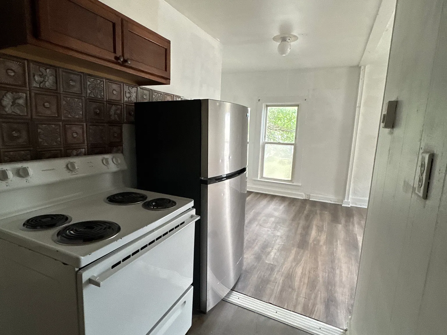 Studio, $720 — Photo 3