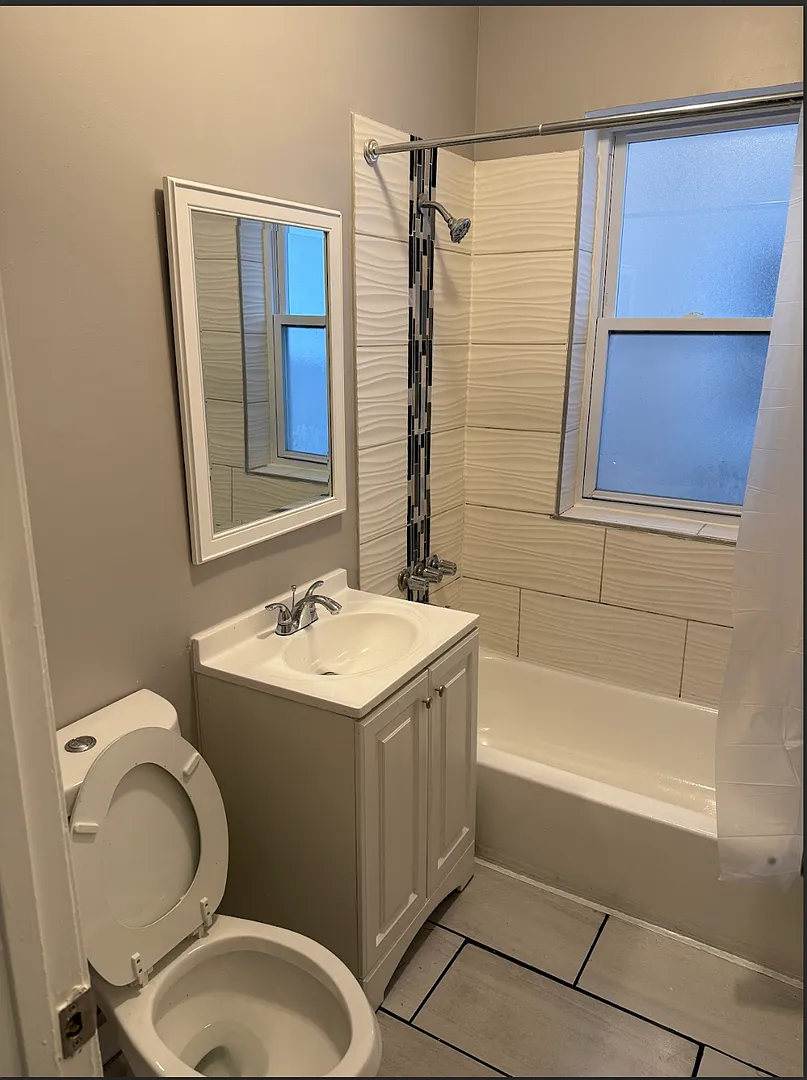 5030 W North Ave — Photo 1