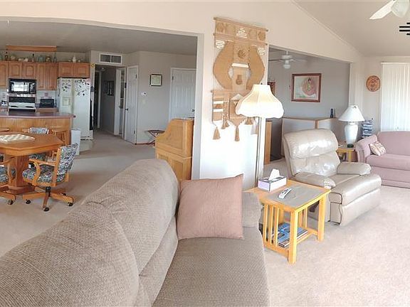 2nd image of 526 Ontario Dr