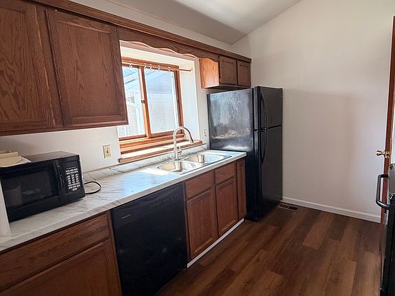 2nd image of 3210 S Handley St APT 201