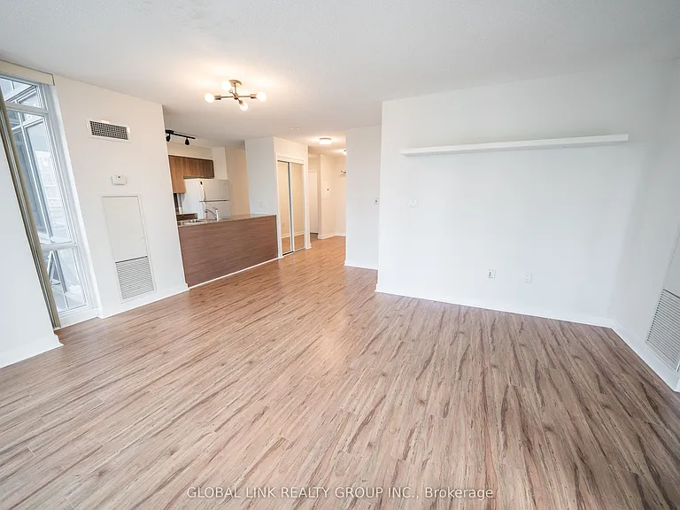 11 Brunel Ct #703 — Photo 9