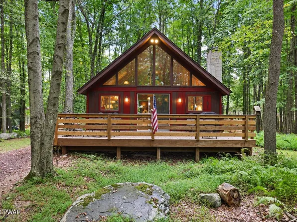 256 Partridge Dr, Pocono Lake, PA 18347