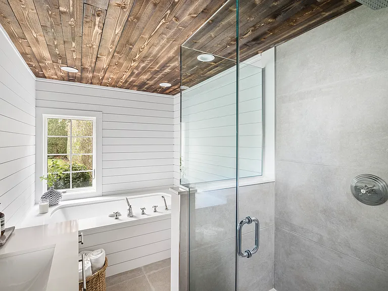 2749 Montauk Hwy — Photo 11