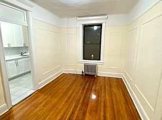 28-10 36th Ave #34, Astoria, NY 11106