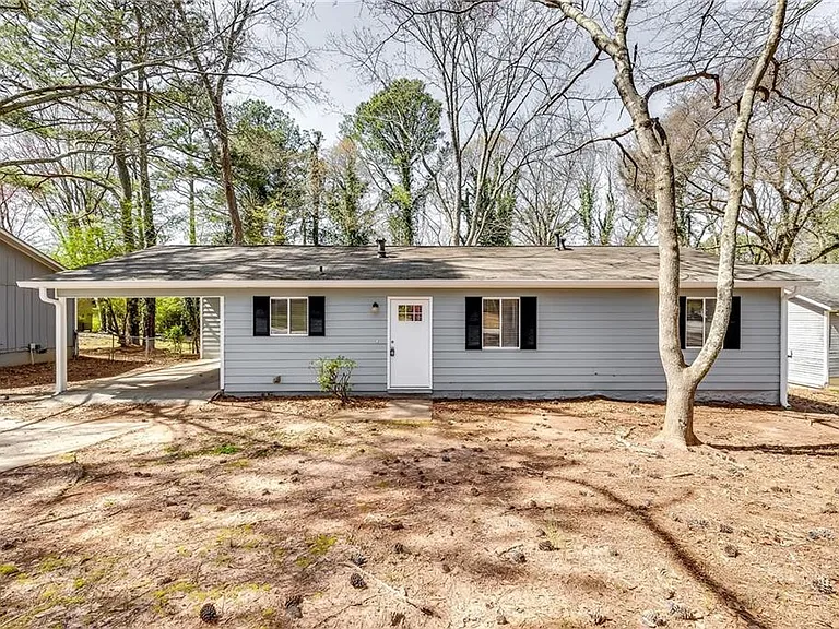 6627 Bent Creek Dr — Photo 1