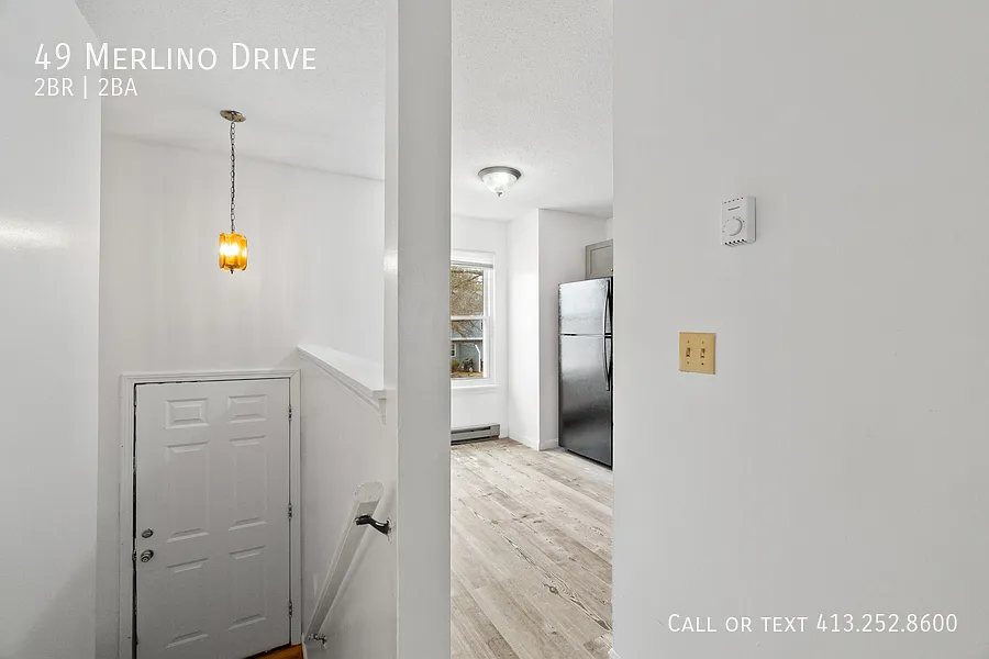 2 bed, 1.5 bath, 1176 sqft, $2,500 — Photo 2