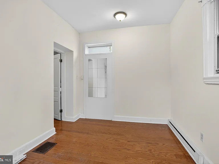 3512 Lancaster Ave #1W — Photo 5