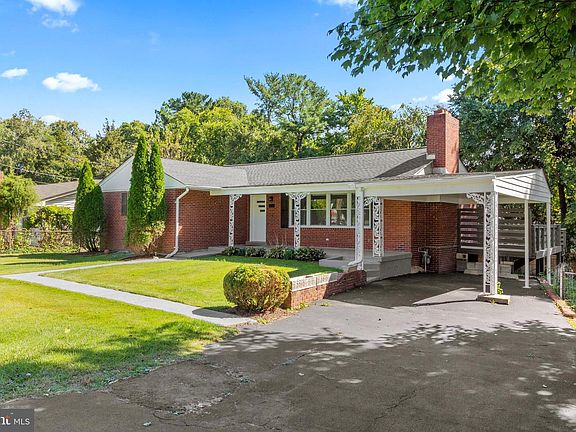 4th image of 11111 Lockwood Dr