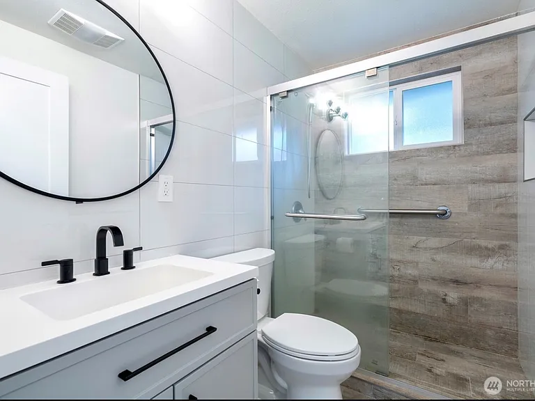 12032 SE 210th Pl — Photo 9