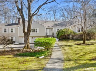 26 Holly Lane, Darien, CT 06820