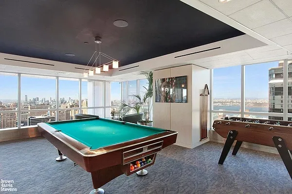 Rented by Brown Harris Stevens | media 16