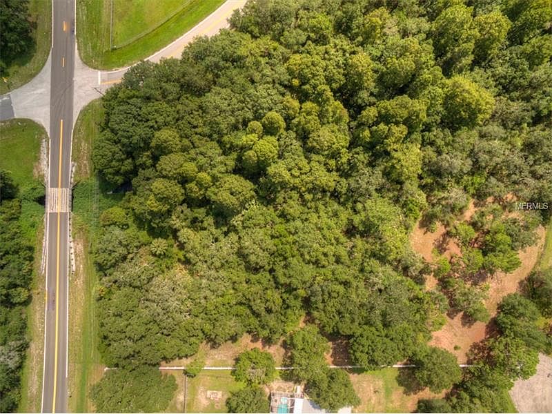 1st image of 401 Indian Meadow Ct
