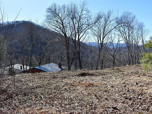 5th image of 673 Alta Vista Dr