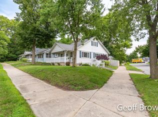 481 Graceland St NE, Grand Rapids, MI 49505
