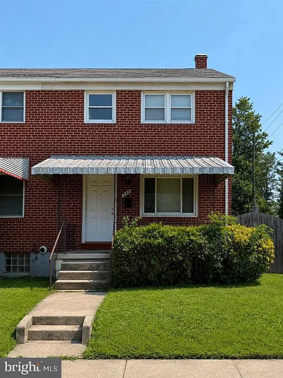 3 bed, 2.0 bath, 1512 sqft, $2,375 — Photo 1