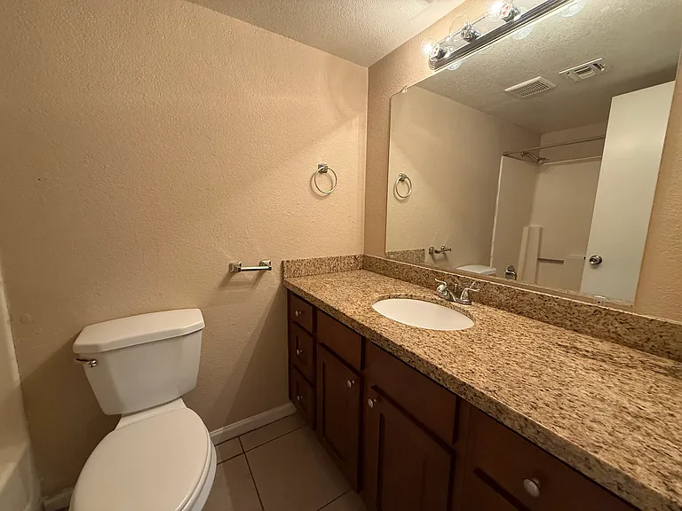1241 E 3rd Ave #102 — Photo 6