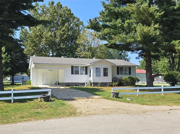 13873 Carrie St, Dexter, MO 63841
